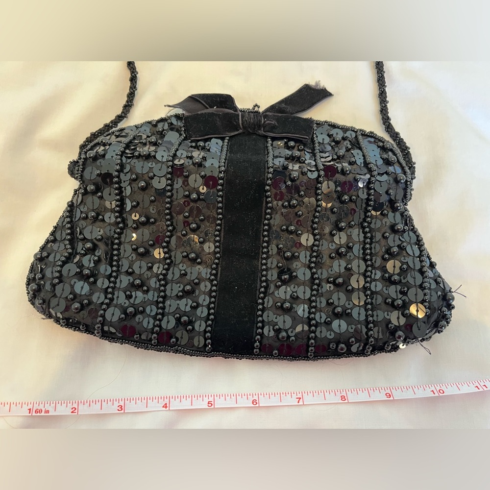 Black Sequin Beaded Clutch La Regale Snap Closure Strap - Picture 5 of 6